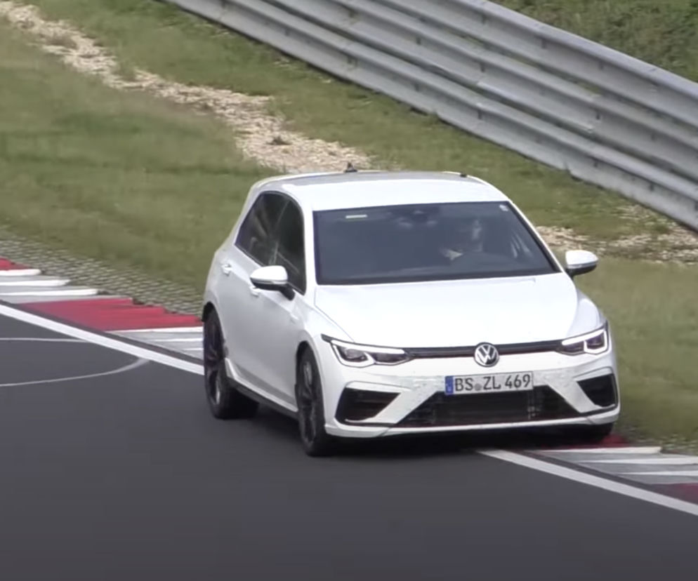 Czy nowy Golf R będzie oferował manualną skrzynię biegów?