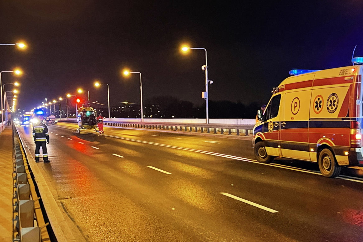 Karambol na moście Gdańskim. Lądował śmigłowiec LPR