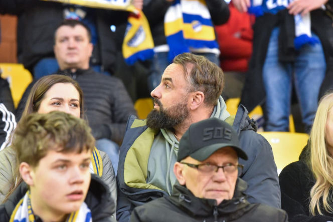 PRES Grupa Dewloperska Toruń - Abramczyk Polonia Bydgoszcz, zdjęcia kibiców i zawodników z pożegnania Adriana Miedzińskiego