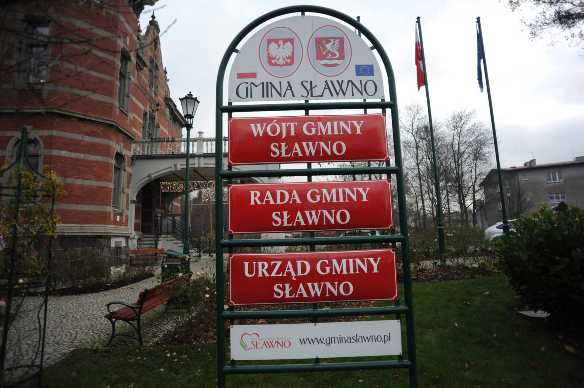 Andrzej Lepper został patronem ronda w Grzybnie