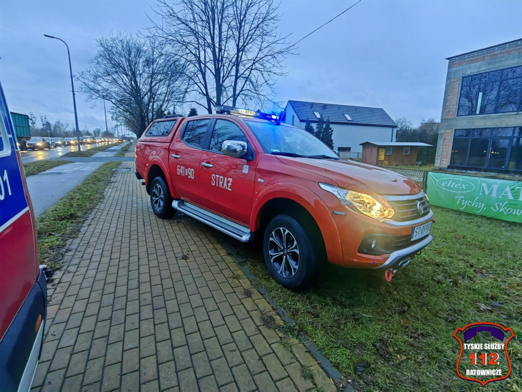 Pożar w Tychach. W budynku znajduje się żłobek i hotel. Trwa akcja strażaków