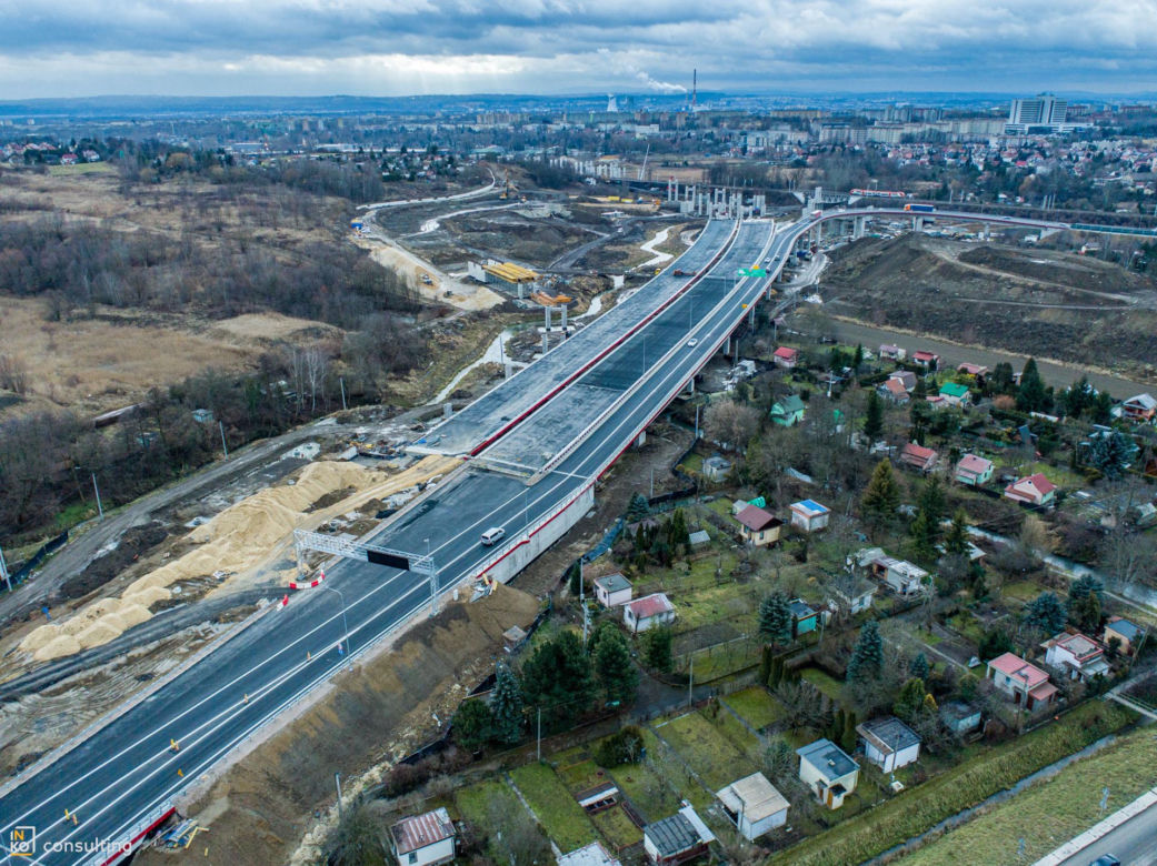 Tak powstaje węzeł Mistrzejowice w Krakowie, brakująca część S7