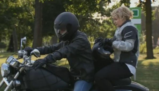 M jak miłość odc. 1024. Marta (Dominika Ostałowska), Andrzej Budzyński (Krystian Wieczorek)
