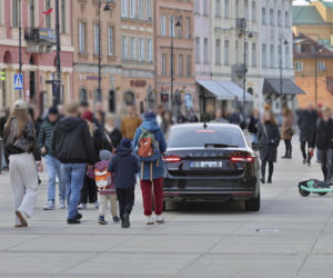 Minister rolnictwa Stefan Krajewski na jarmarku wielkanocnym