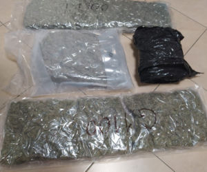 Lubelscy policjanci zlikwidowali narkobiznes. W lodówce i w sejfie było prawie 8 kg narkotyków