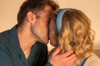 Trójkąt miłosny z Britney w Na sygnale wymyka się spod kontroli