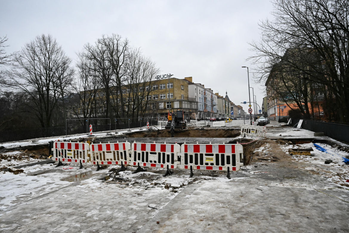Odkopali zabytkowy most