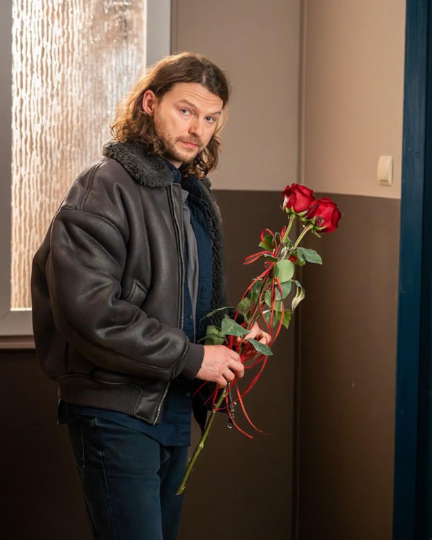 Pierwsza miłość, odcinek 4228: Paweł (Mateusz Kościukiewicz)