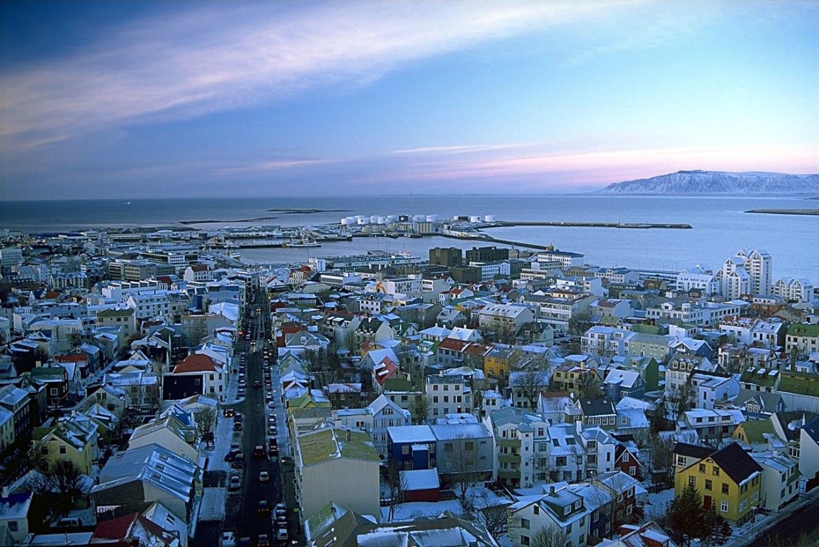 1. Islandia 