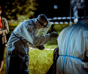 Podlaskie. Żołnierze WOT pobierają wymazy od  pracowników sezonowych