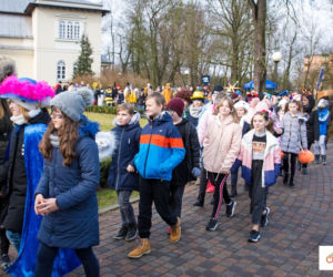 Ostatkowy korowód przeszedł ulicami Bełchatów