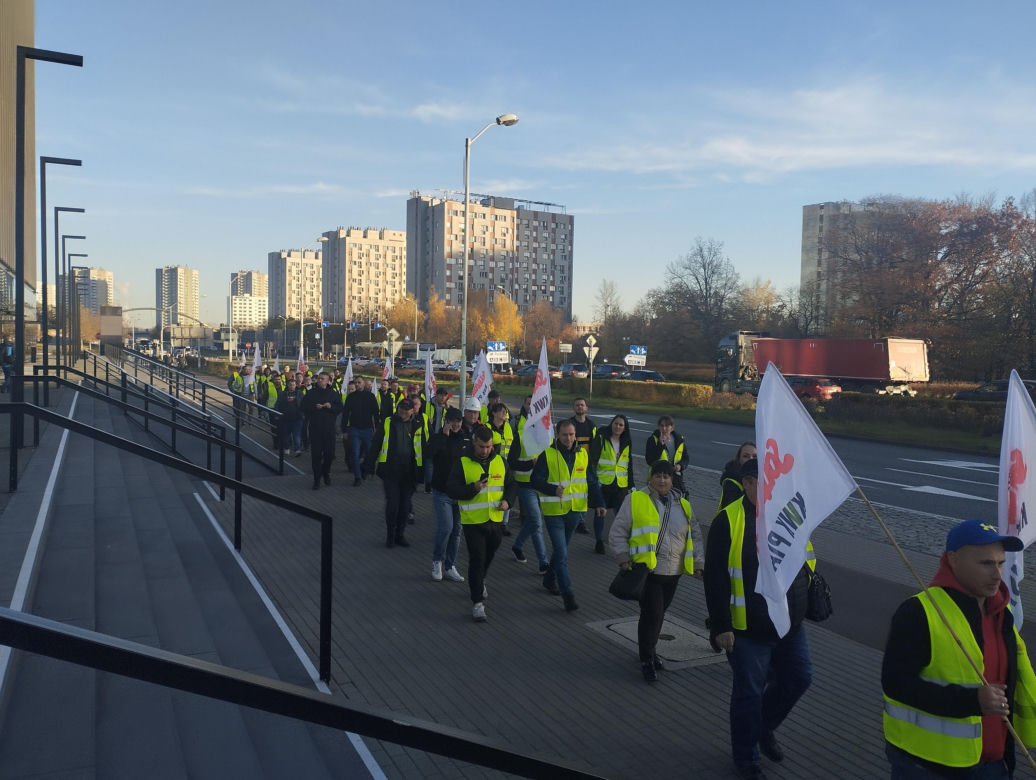 Protest w Katowicach. Tysiące związkowców na ulicach. Padły mocne słowa o „zbrodniczej ideologii”