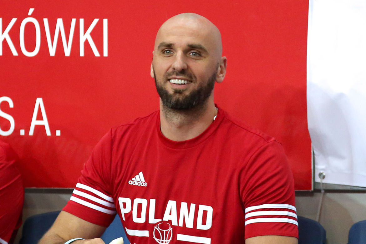 Marcin Gortat na imprezie z modelką
