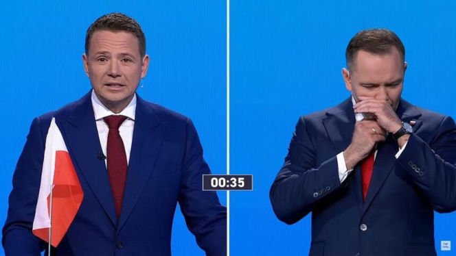 Karol Nawrocki i snus podczas debaty