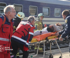 Atak rosyjskiego drona na dworzec kolejowy. Uderzyli w peron, nie żyje 13 osób