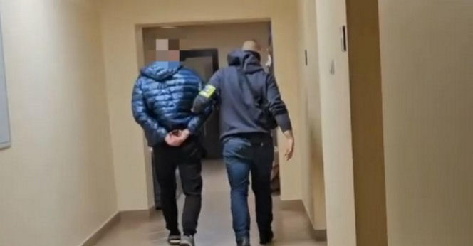 Policja zatrzymała recydywistę z narkotykami, bronią i milionem złotych!