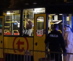 Motorniczy oskarżył pasażerkę o zakażenie koronawirusem