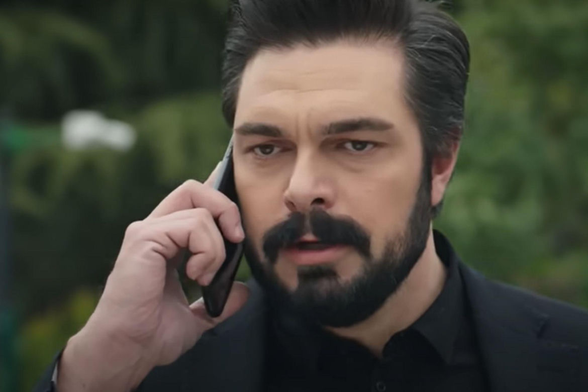 Jak kiedyś wyglądał Halil İbrahim Ceyhan? Zobacz stare i aktualne zdjęcia gwiazdora "Emanet"! 