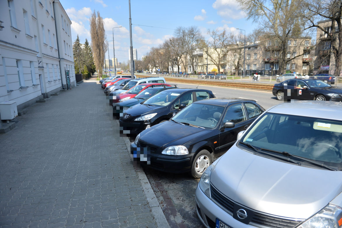 Nowa strefa płatnego parkowania na Mokotowie. Na których ulicach staną parkomaty?