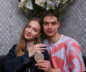 Semirunniy z dziewczyną