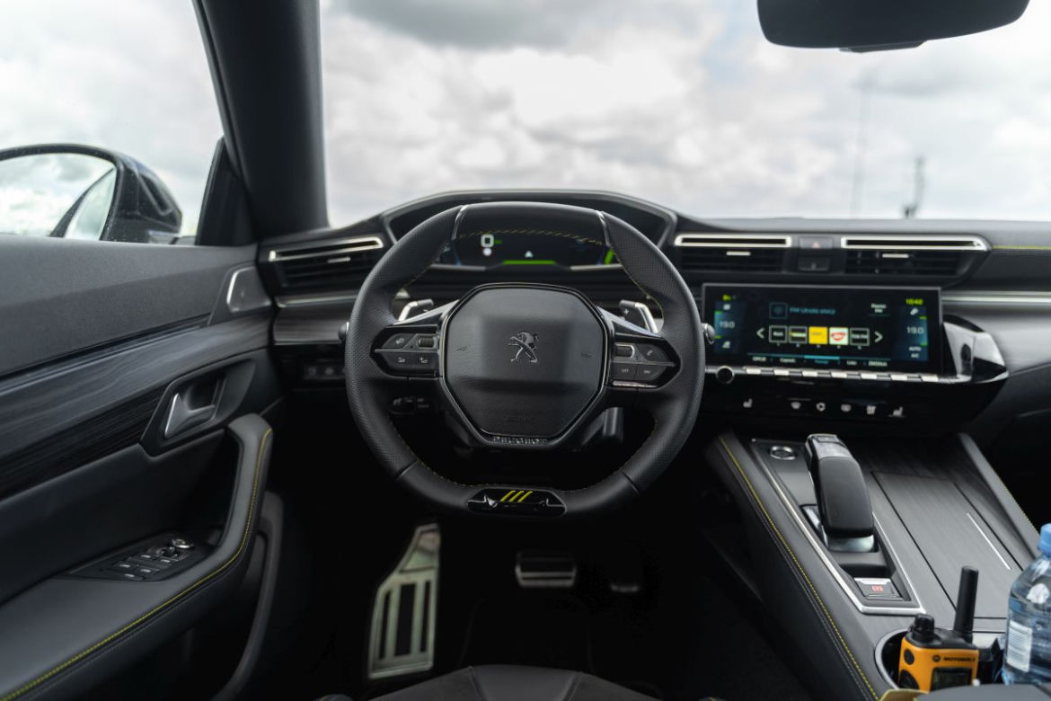 Peugeot 508 PSE HYbrid4 360 KM e-EAT8