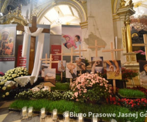 Częstochowa. Grób Pański na Jasnej Górze, aborcja i... strajk kobiet. Mocna akcja duchownych 