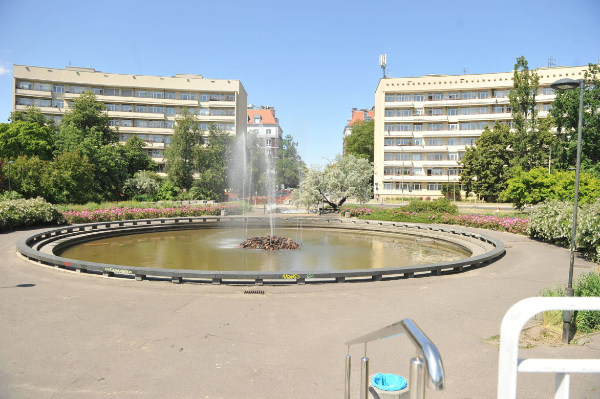 Rusza burzenie schodów! Wielkie zmiany na placu Na Rozdrożu