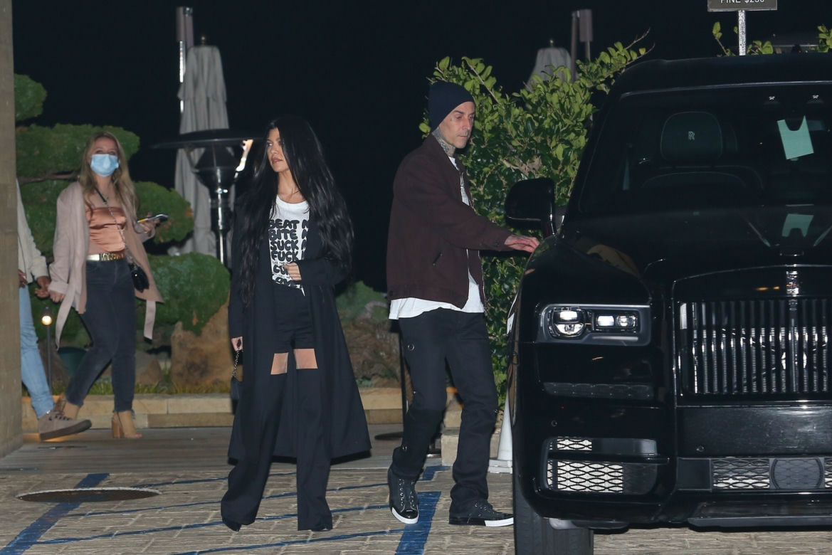 Kourtney Kardashian i Travis Barker na kolacji