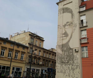 Nowy mural w Bydgoszczy. Marian Rejewski spogląda na Gdańską