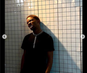 Kara śmierci dla znanej gwiazdy muzyki? Gotowy scenariusz na horror!