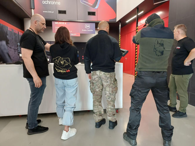 Psy służbowe, szkolenia i strefa pierwszej pomocy. Trwa drugi dzień CERBERUS K9 w Ostrowie