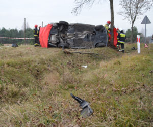 Śmiertelny wypadek na dk 74. Nie żyje kobieta
