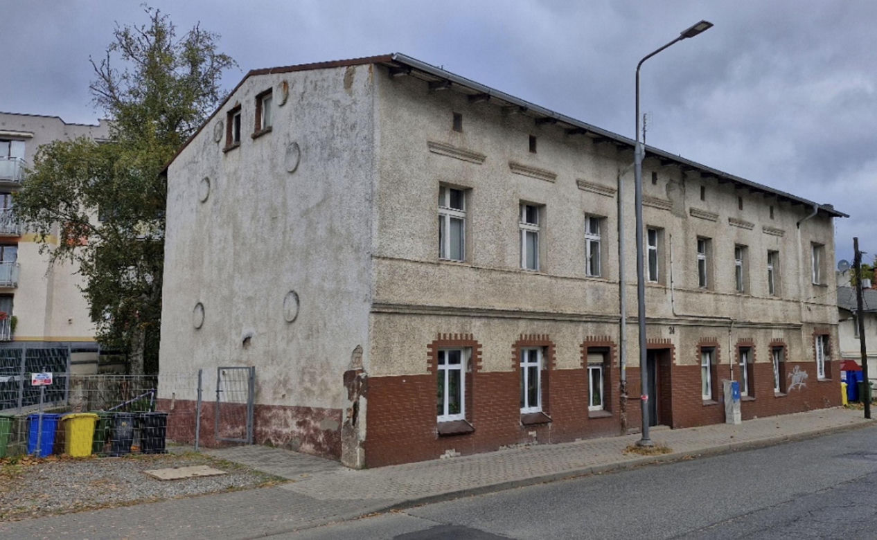 Policjantka śmiertelnie raniła mężczyznę z nożem