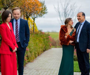Pierwsza miłość. Kinga (Aleksanda Zienkiewicz), Janek (Maciej Mikołajczyk), Marek (Maciej Tomaszewski), Sylwia (Edyta Herbuś)