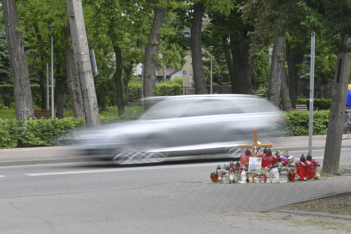 Karolina R. pędziła na motorze. Spotkała śmierć