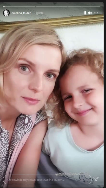 M jak miłość. Pola (Hania Nowosielska), Weronika, matka Poli (Ewelina Kudeń-Nowosielska)