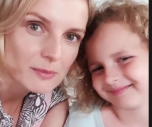 M jak miłość. Pola (Hania Nowosielska), Weronika, matka Poli (Ewelina Kudeń-Nowosielska)
