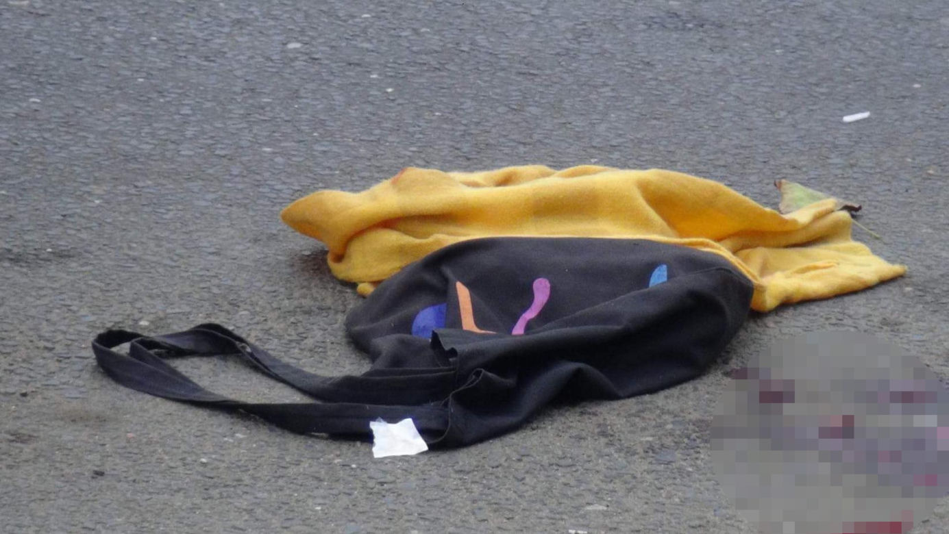 Plama krwi, torebka i rozbite okulary. Rozpacz kierowcy autobusu po koszmarnym wypadku na Mokotowie. Nowe informacje