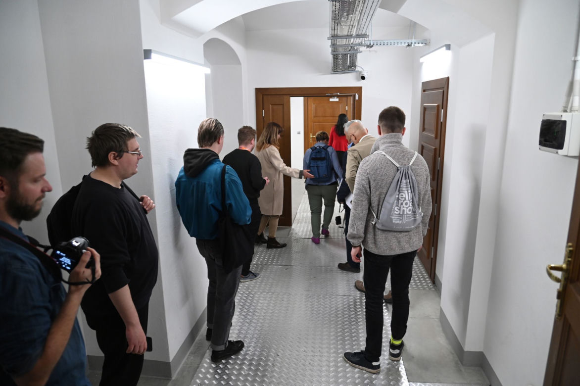 Kiedyś liczono tu pieniądze, teraz wkracza sztuka. Pałac w centrum Szczecina odzyskuje dawny blask