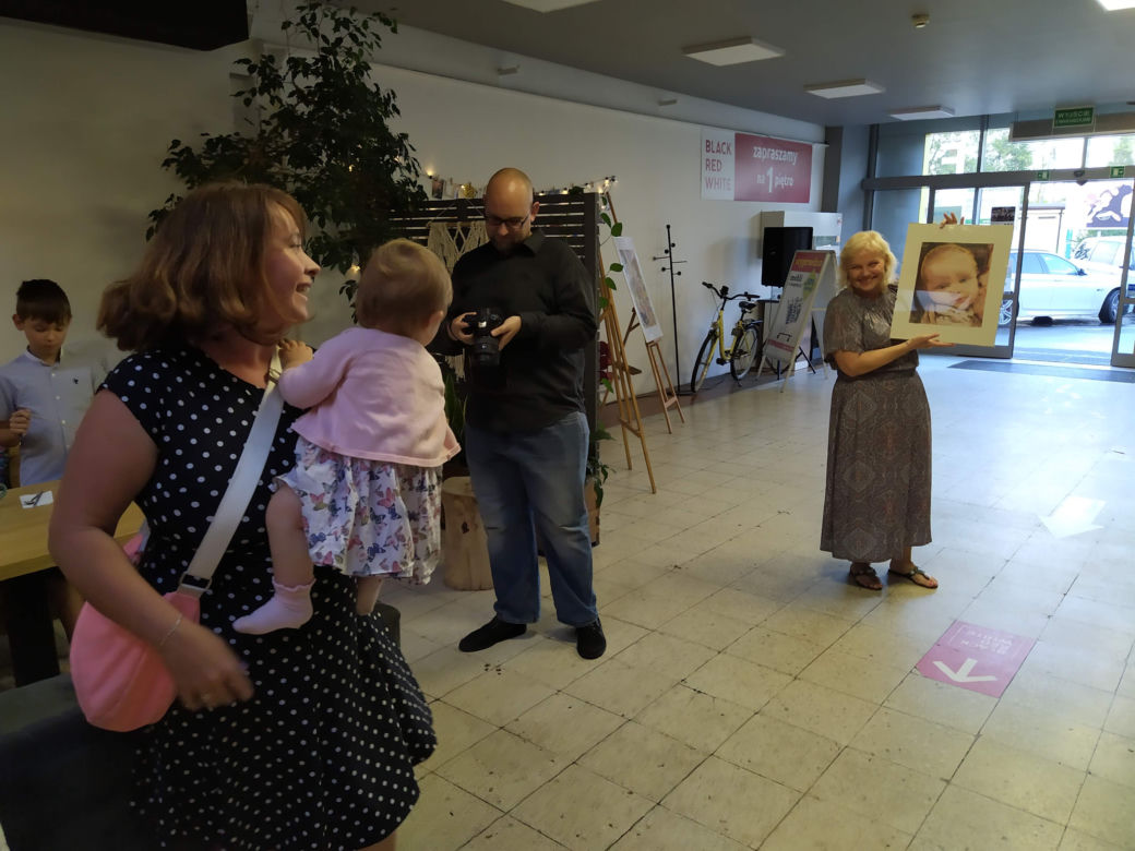 Fotorelacja z wernisażu wystawy prac malarskich Tomasza Stańczuka w Cafe Fryderyk Siedlce