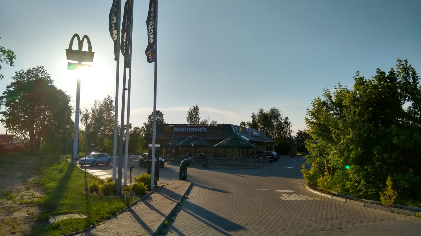 McDonald's przy al. Jana Pawła