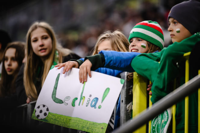 Lechia Gdańsk - Raków Częstochowa; Zdjęcia kibiców z meczu 30. kolejki PKO BP Ekstraklasy