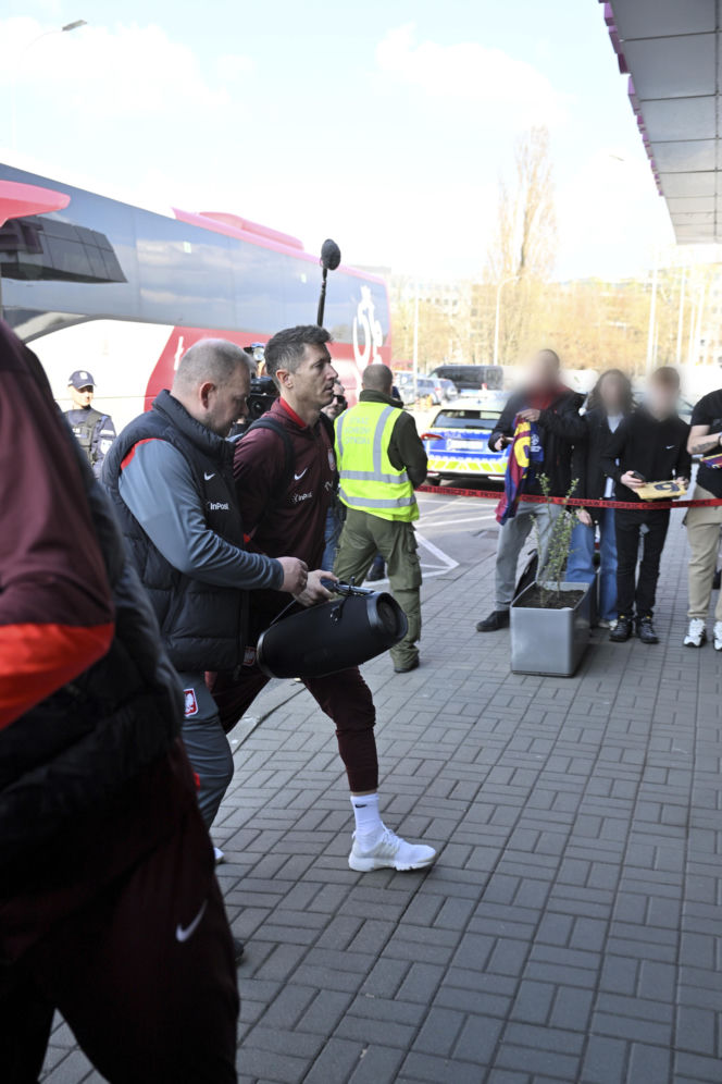 Polscy piłkarze polecieli na finał baraży ze Szwecją