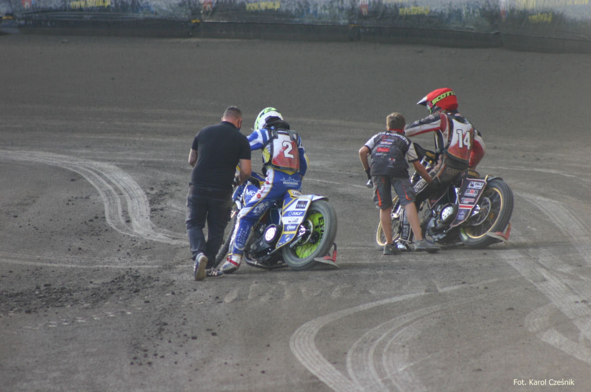 Zaplecze Kadry Juniorów na Motoarenie. Młodzieżowcy rywalizowali w Toruniu - dzień 1