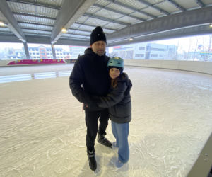 Kryte lodowisko przy Hali Urania