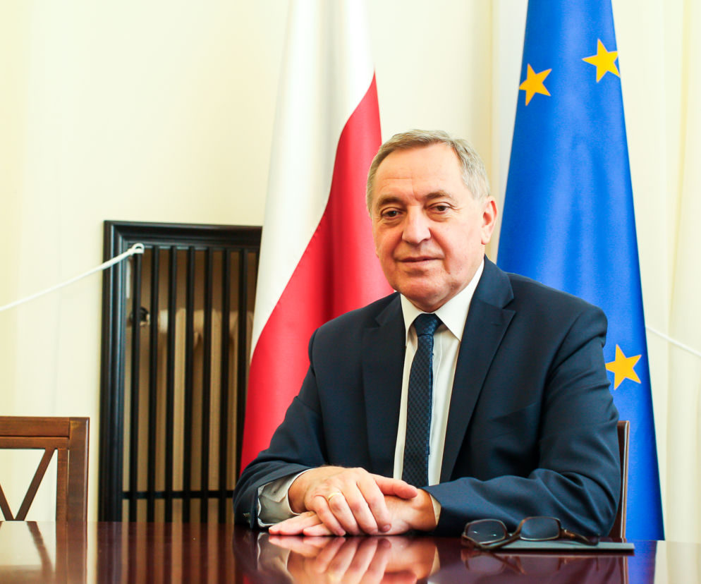 MINISTER HENRYK KOWALCZYK: DAJCIE PODWYŻKI, ZABIERZCIE NAGRODY