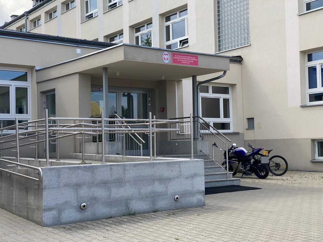 "Julka padła ofiarą hejtu?"