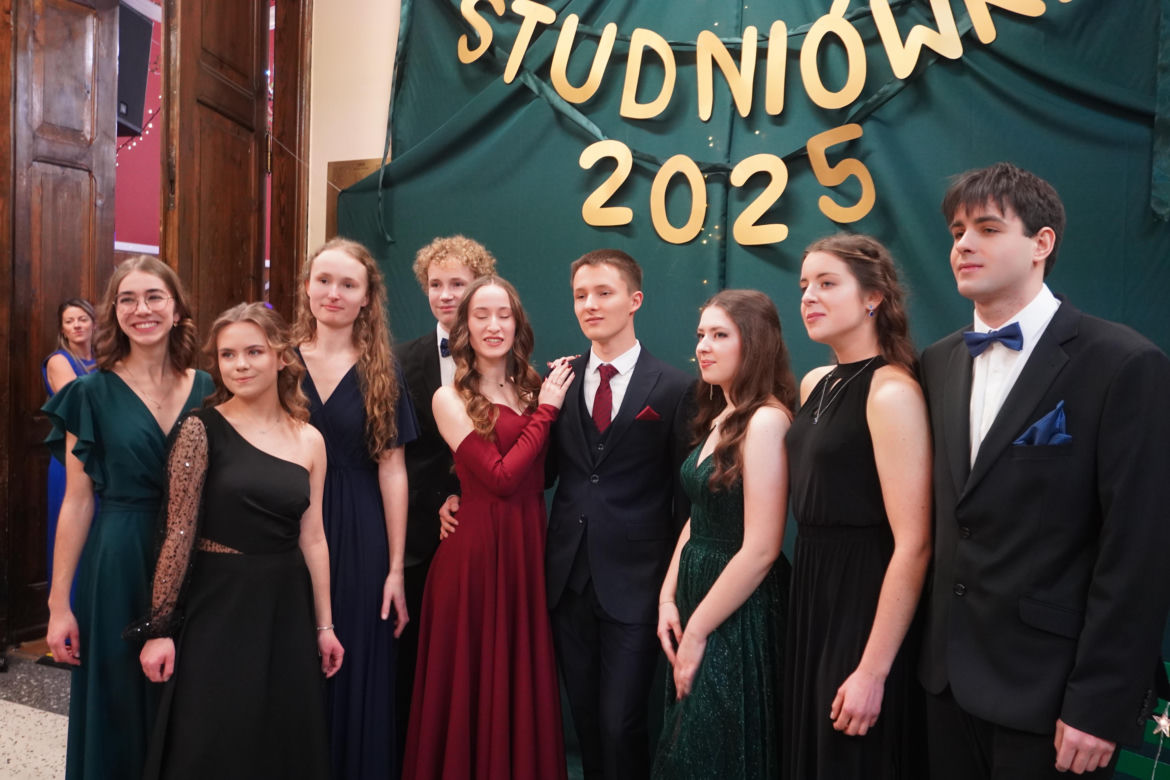 Studniówka 2025 LO św. Marii Magdaleny w Poznaniu