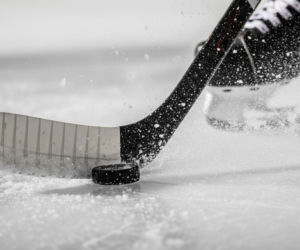 Hokej na lodzie kobiet na Igrzyskach. Kto zmierzy się w walce o finał?