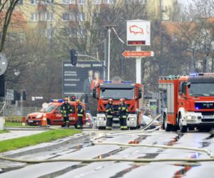 Trójmiasto: Awaria na stacji paliw! Wielka ewakuacja i zablokowane drogi! [ZDJĘCIA]